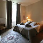 Rustic Charm, Modern Comfort Ferienhaus