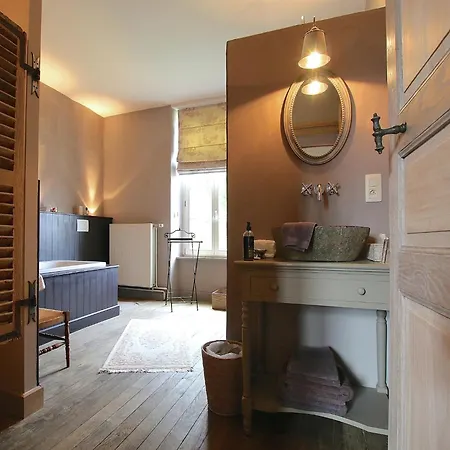 Nyaraló Rustic Charm, Modern Comfort Latour