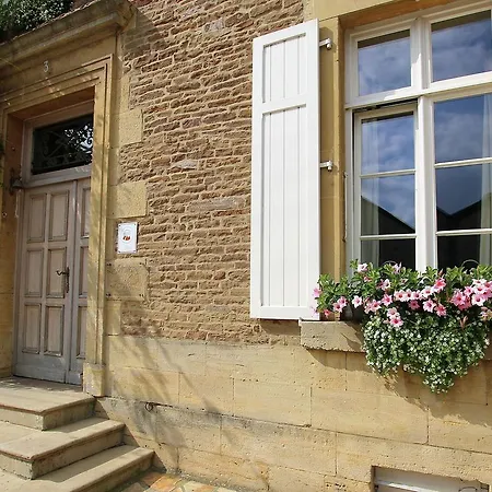 Holiday home Unique In Virton With Jacuzzi Latour