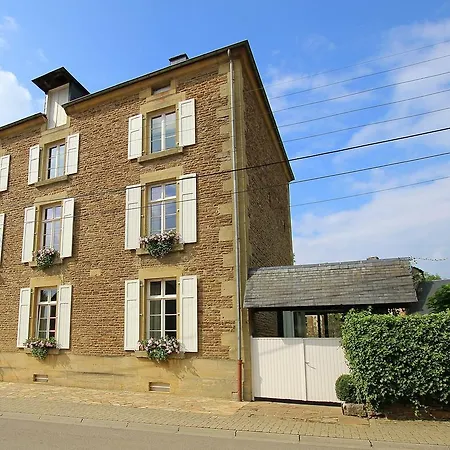 Holiday home Unique In Virton With Jacuzzi Latour