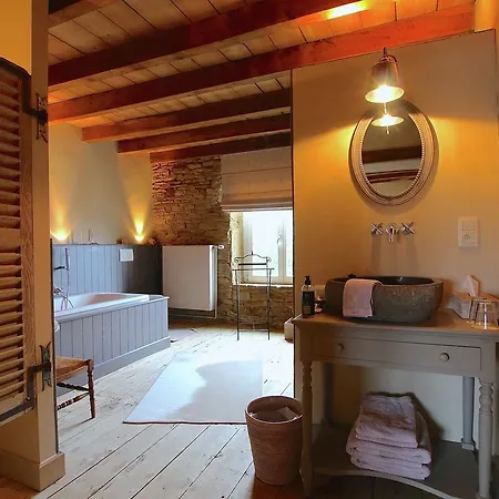 Σπίτι διακοπών Unique In Virton With Jacuzzi Latour