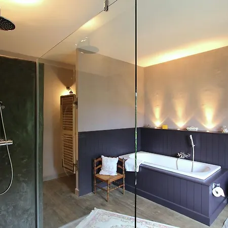 Holiday home Unique In Virton With Jacuzzi