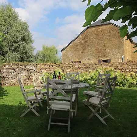 Unique In Virton With Jacuzzi Holiday home